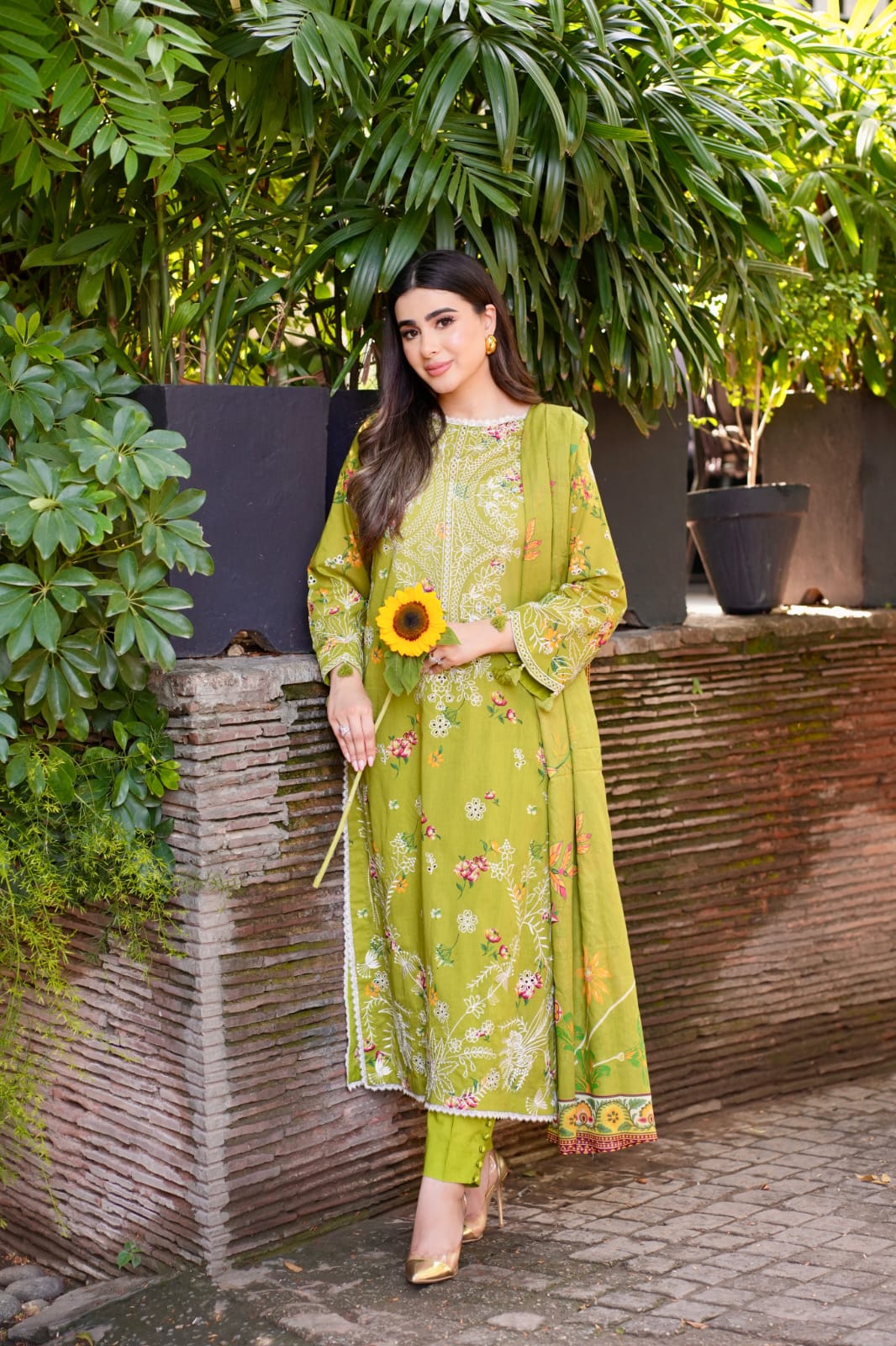 Embroidered Lawn Suit For Women