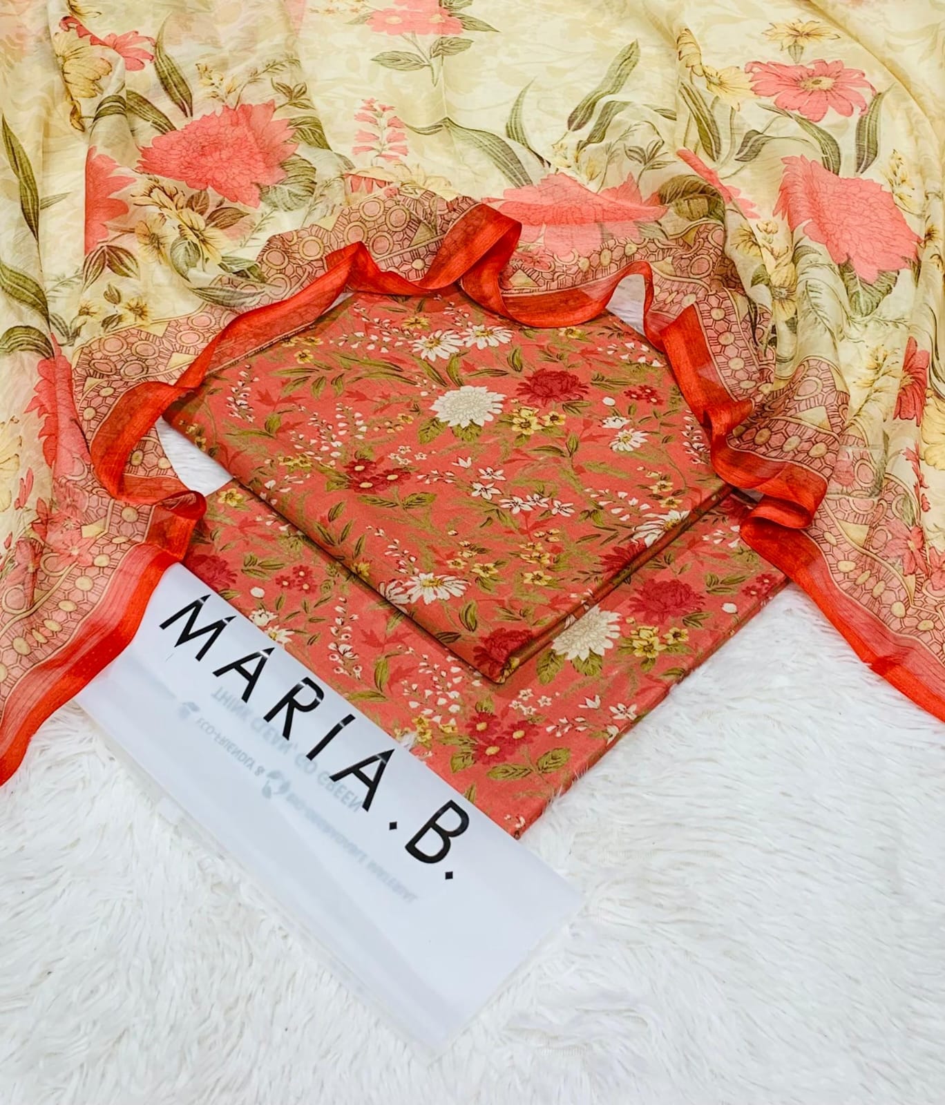 Maria B & Iznik 3PC Printed Lawn Suit | MBPLS-0018