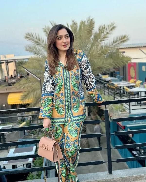 Lulusar 3PC Printed Silk Suit | LPSS-237124