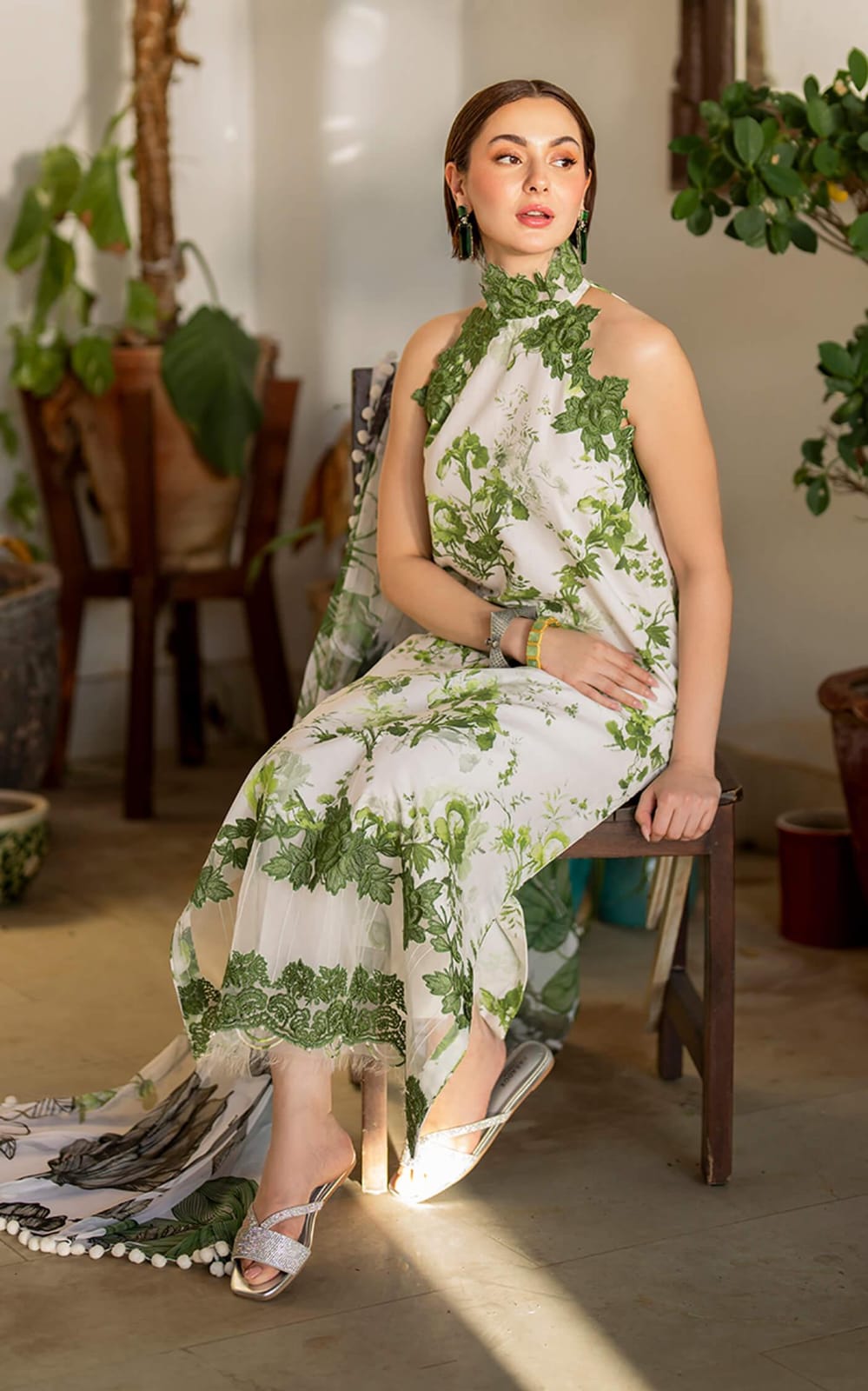Iznik 3PC Printed Lawn Suits With Embroidered Patches | IPLSEP-0058