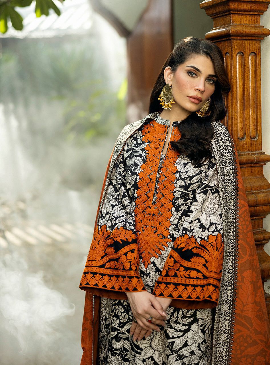 Zainab Chottani 3PC Linen Suit With Embroidered Patches | ZCLES-1201